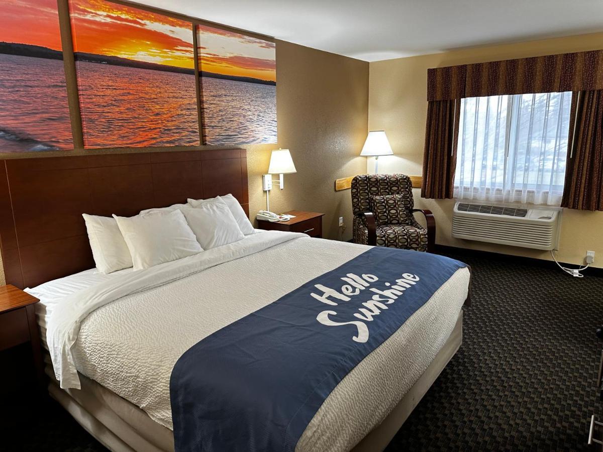 Days Inn By Wyndham Imlay City Exterior photo