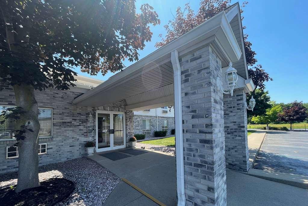 Days Inn By Wyndham Imlay City Exterior photo